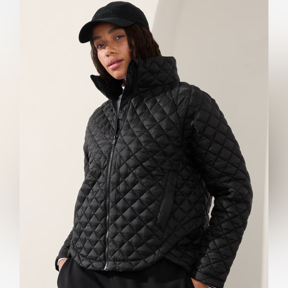 NWOT - Athleta Women’s Whisper Featherless Puffer Jacket - Picture 4 of 13